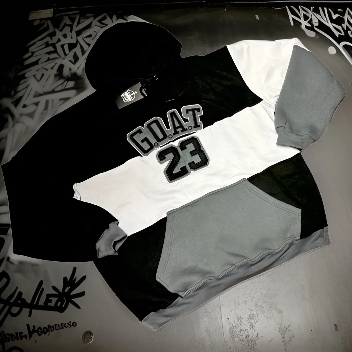 *23 GOAT* (BLACK-GREY) HOODED SWEATSUITS