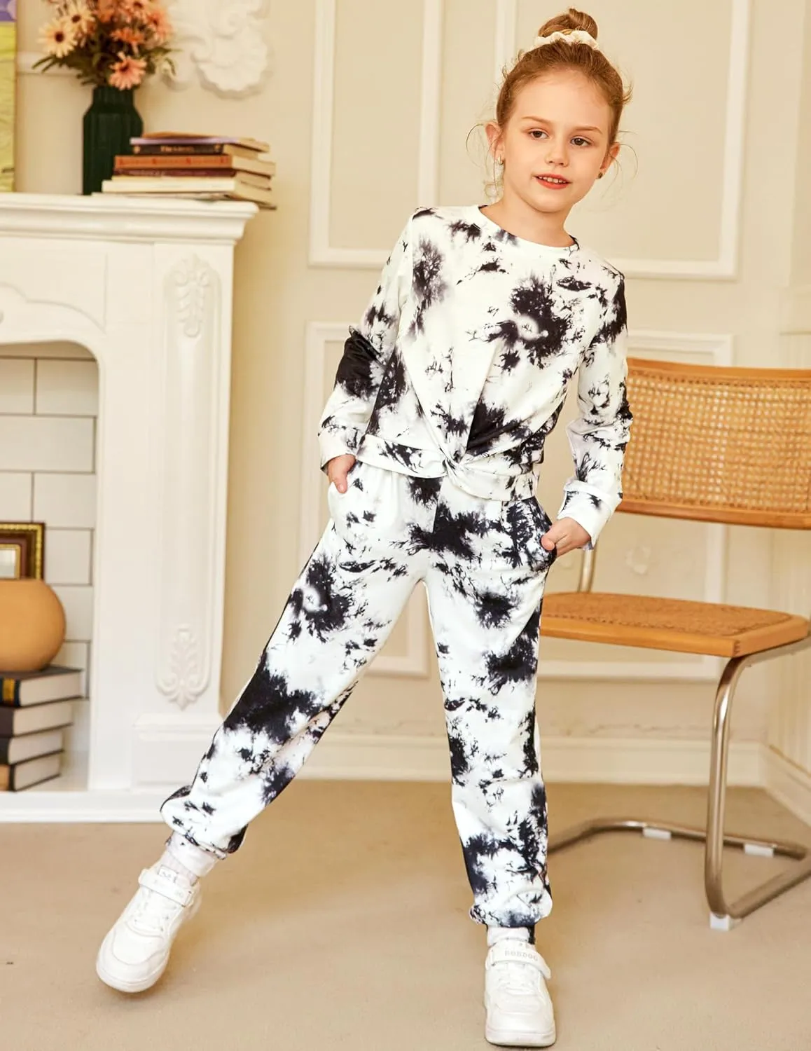 Arshiner Girls 2 Piece Outfits Fashion Twist Front Tracksuit Jogger set