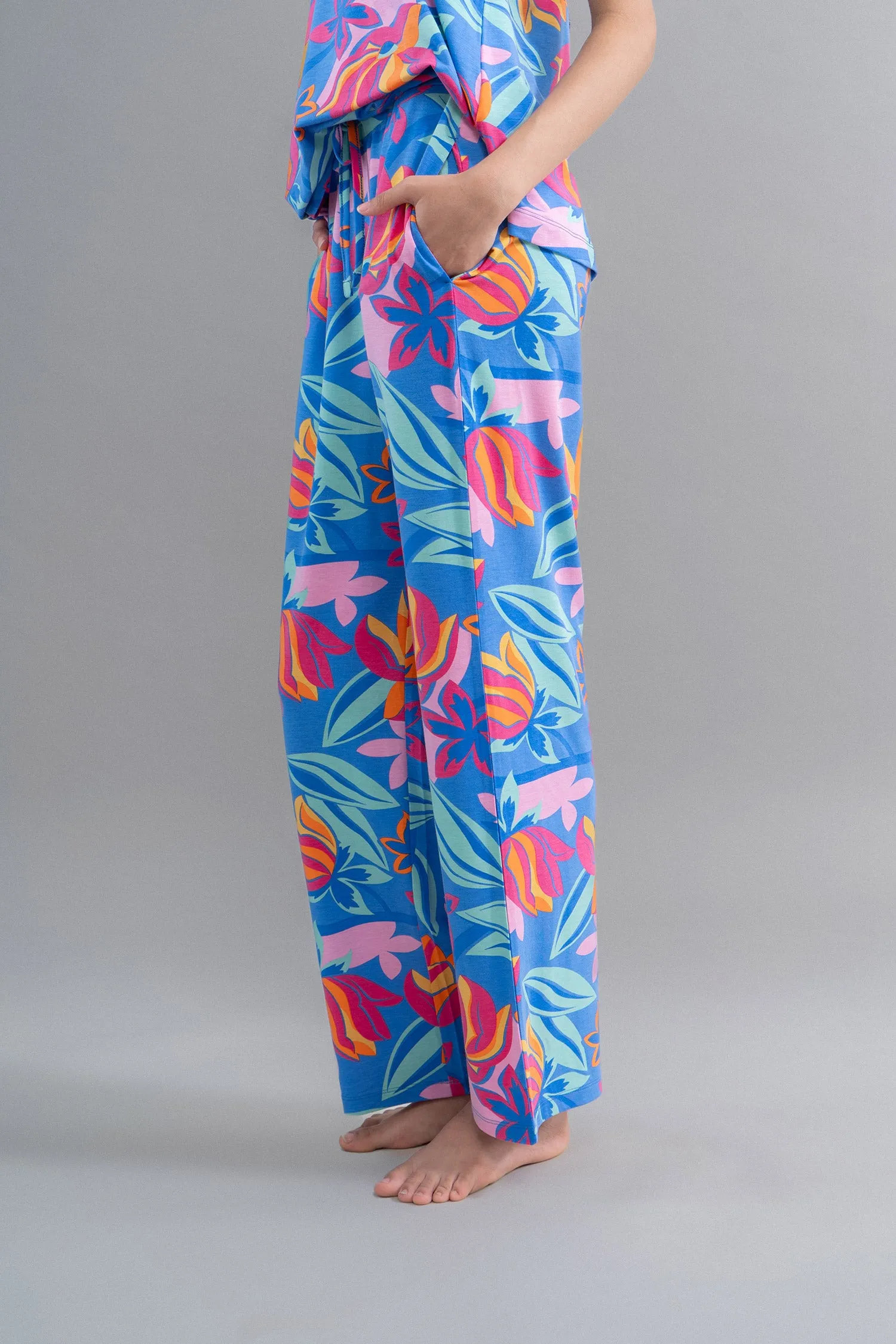 Hawaii Flower Modal Blue Pajama Set With Tank Top