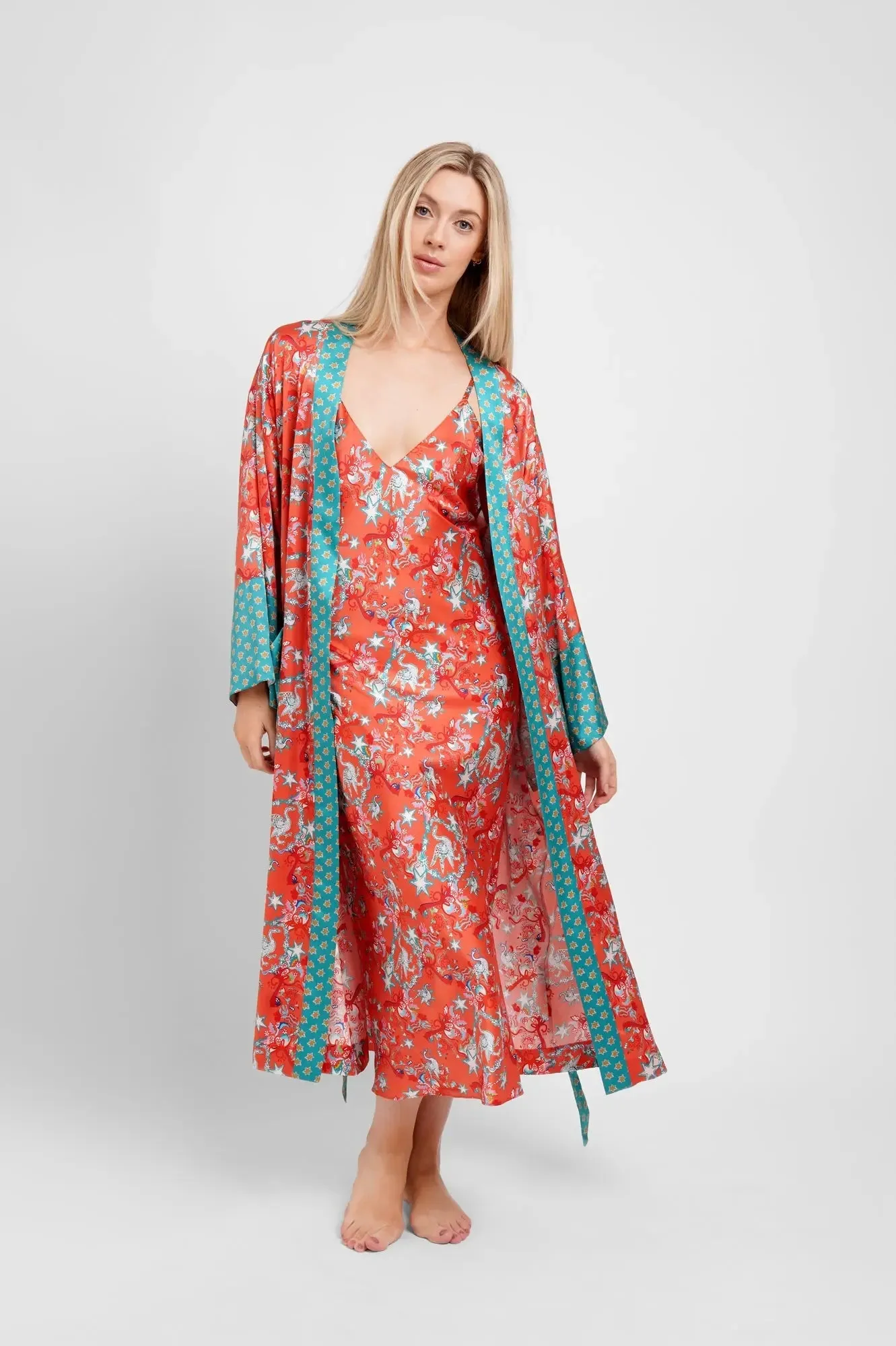 Long Robe / "Golden Goose"