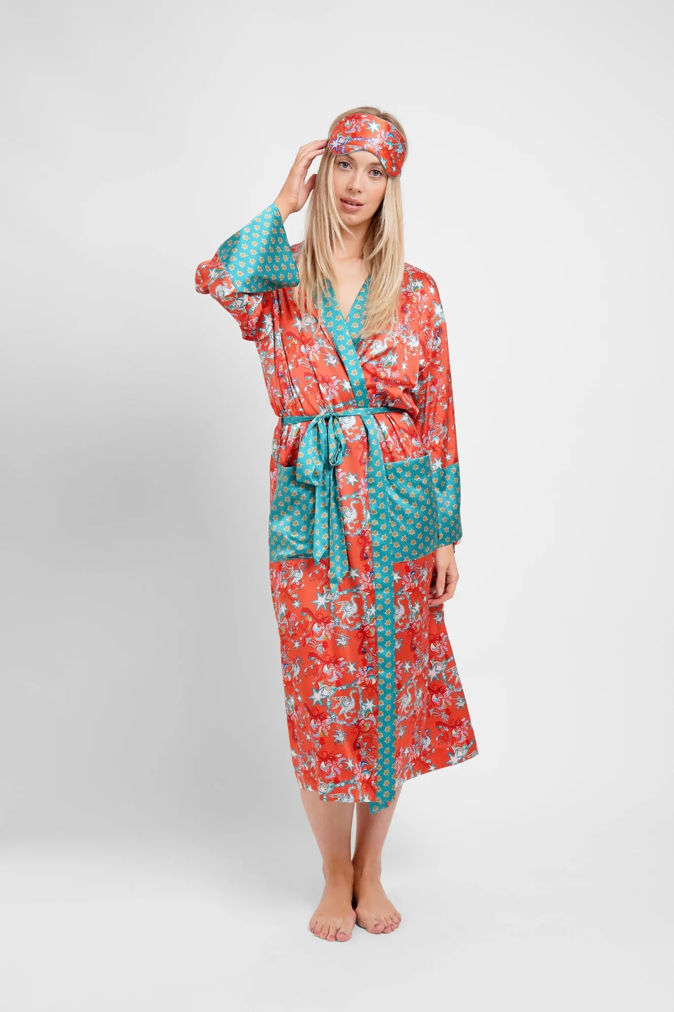 Long Robe / "Golden Goose"