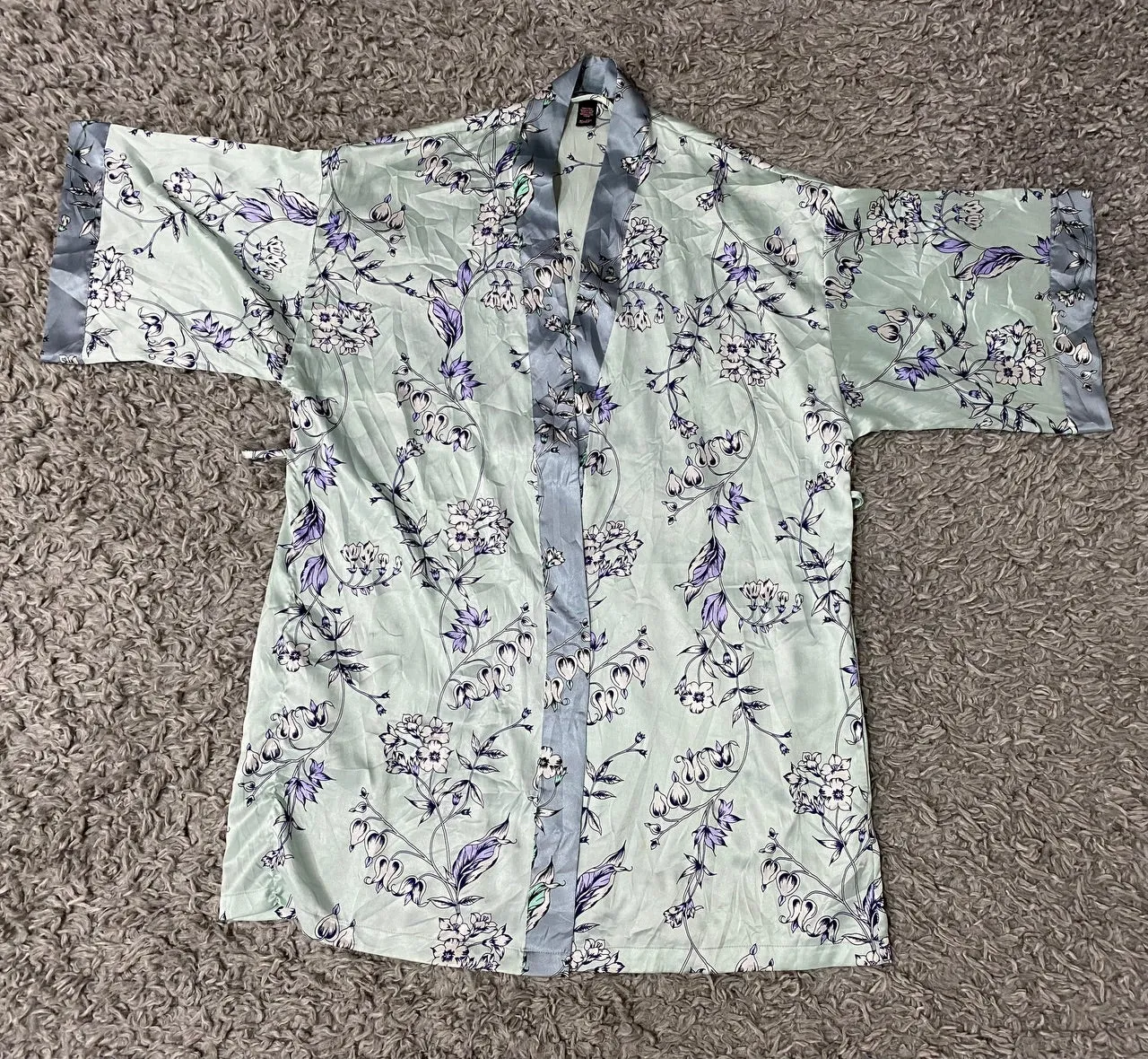 Luxuries Silk Kimono Robes - 10 Pieces
