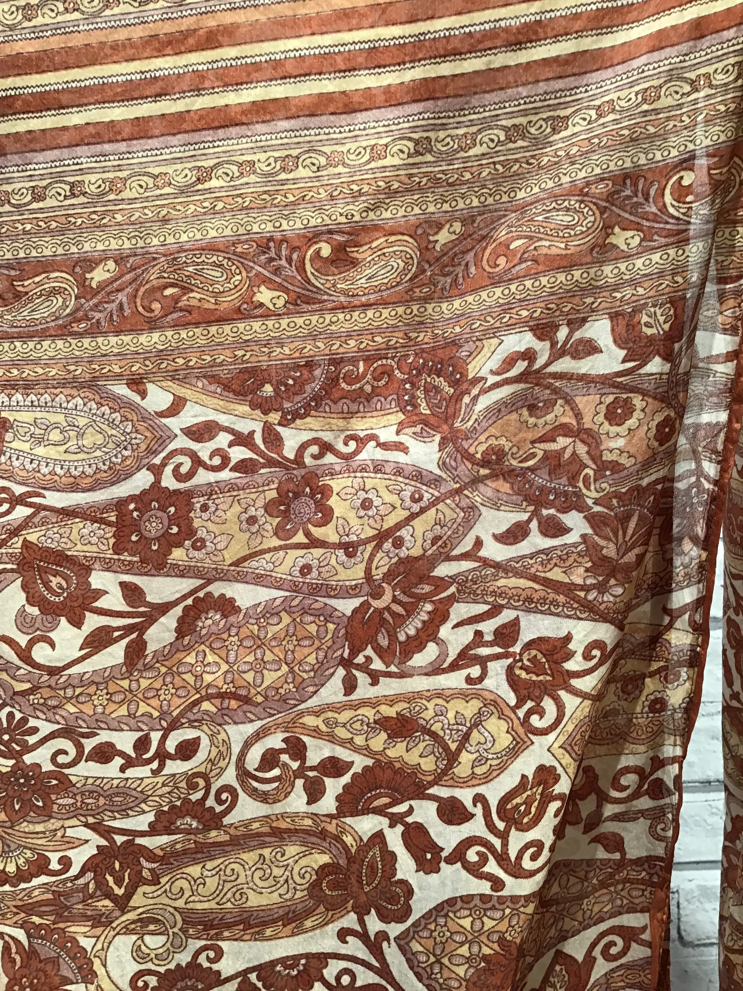 Rusty-Tipped Page kimono