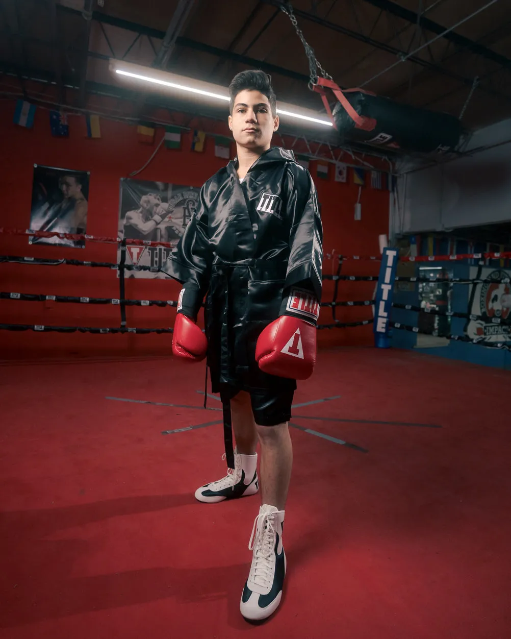 TITLE Boxing Fingertip Robe
